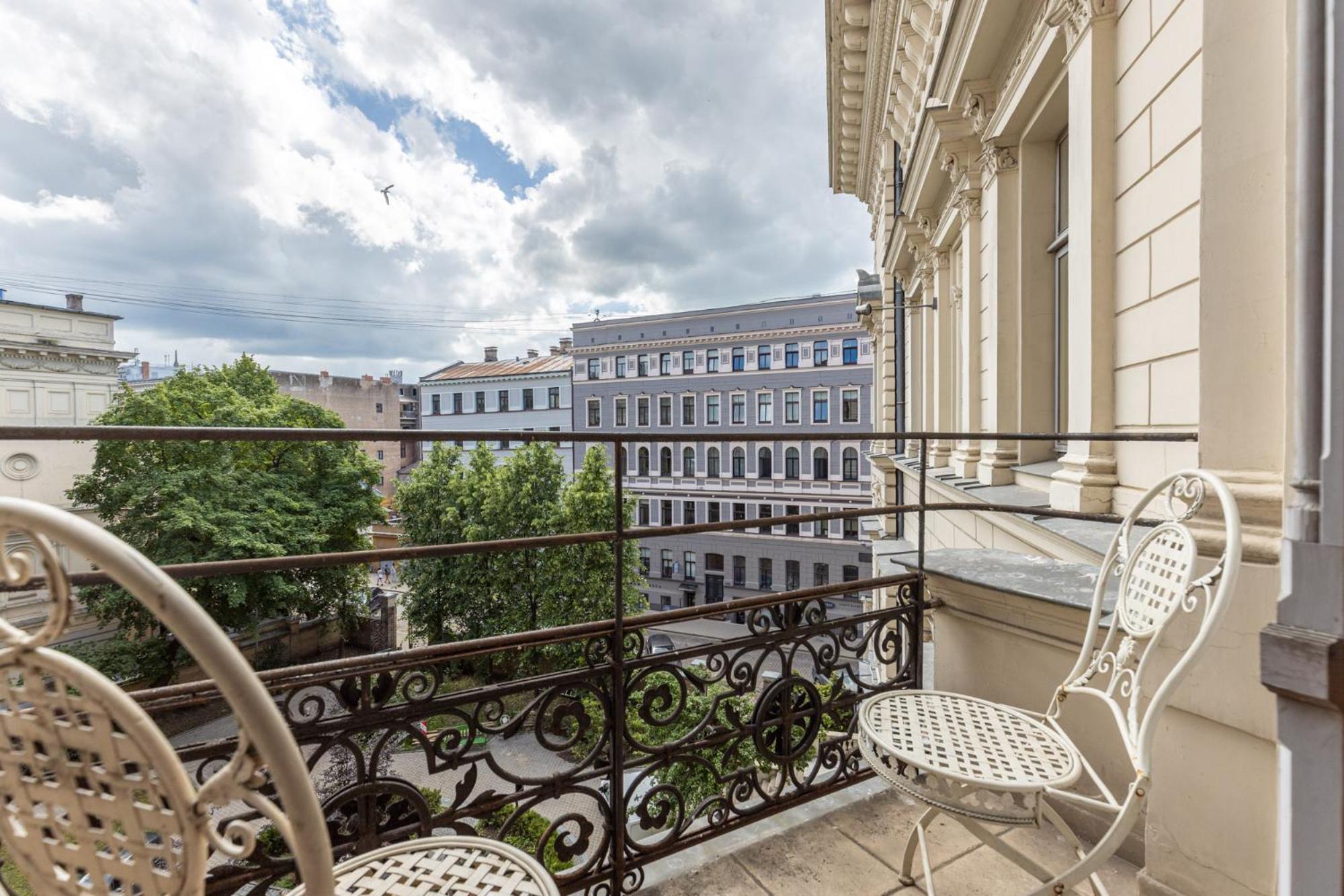 Отель The Benjamin House Рига Экстерьер фото